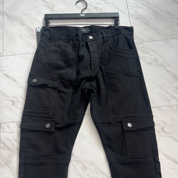 AKINGS Kyle Stacked Jeans - Picture 2 of 14